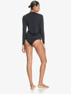 Roxy Beach Classics Long Sleeve UPF 50 Rashguard -Roxy Shop erjwr03424 beachclassicslslycraw kvj0 frt8