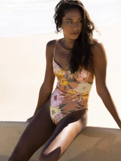 Roxy Love Rib The Muse Underwire One Piece Swimsuit