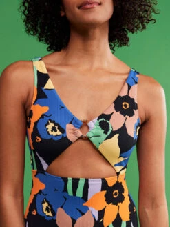 Roxy Color Jam One-Piece Swimsuit -Roxy Shop erjx103517 roxym kvj6 frt1