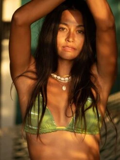 Roxy Wildflowers Reversible Tiki Triangle Bikini Top -Roxy Shop erjx304423 roxyl gln7 frt4