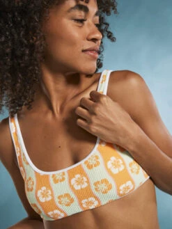 Roxy Wavy Babe Bralette Bikini Top -Roxy Shop erjx305021 roxym gbg6 frt1