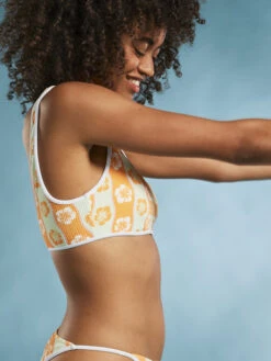 Roxy Wavy Babe Bralette Bikini Top -Roxy Shop erjx305021 roxym gbg6 frt2